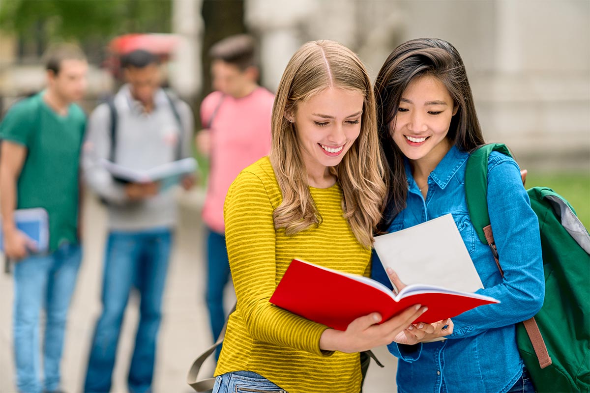 What You Need To Know About Life In Canada As An International Student 