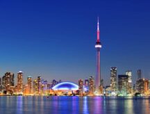A picture of the Toronto Skyline at night